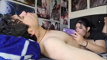 ¡chica universitaria me mama la verga después de clase y me corro en su boca