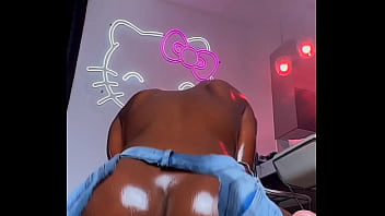 Imagine this was your dick how long would you last extreme squirt orgasm