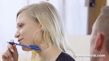 Gabi gold is learning anal