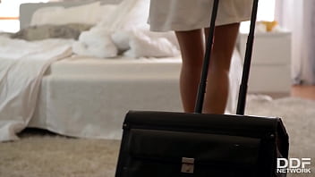 Babe doctor is fucked and gets a creampie