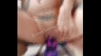 Jugando con mi nuevo dildo