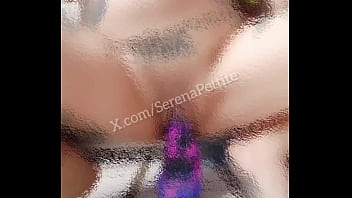 Jugando con mi nuevo dildo