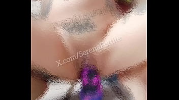 Jugando con mi nuevo dildo