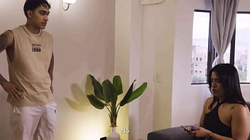 Cuckold wife fucks husband's driver kylei ellish and tommy verga