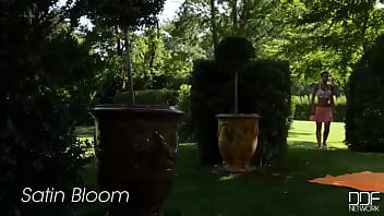 Cleavage with a smile