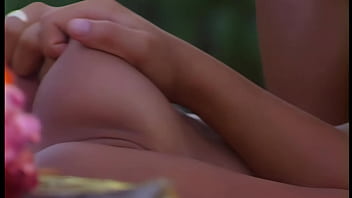 Simony Diamond Is A Skanky Motherfucker thumbnail