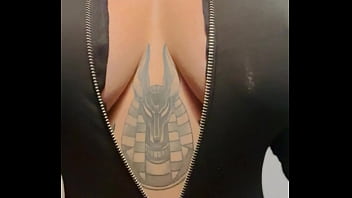 Envie de voir ce qu’il se cache la dessous