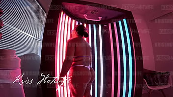 Fazendo marca de bronzeado making a tan mark