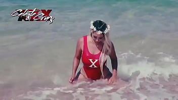 Vivimos en una sociedad que te quiere aceptar tal como no eres y están esperando a que seas para como coño debes ser