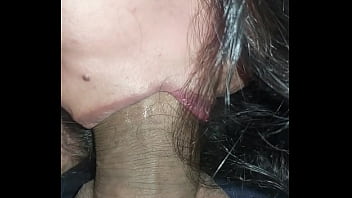 Mi novio y yo terminamos pero jamás pararé de chupar su gran polla venosa