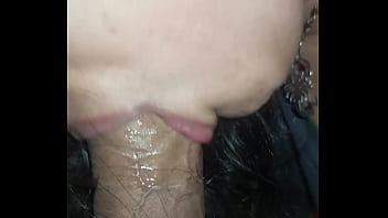 Mi novio y yo terminamos pero jamás pararé de chupar su gran polla venosa