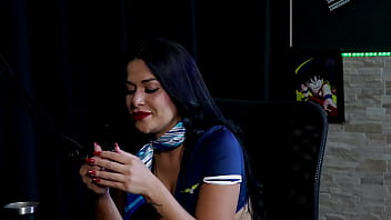 Morena gostosa faz stripper mostra os lindos peitos depois de falar que não gosta da exposição e sobre ficar com famoso tifany rocha swing cast watch sheer red