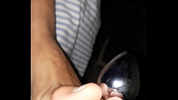 Brincando com plug anal