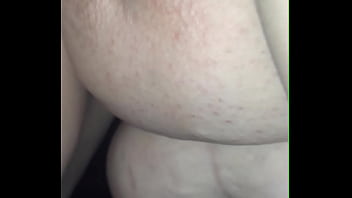 Safada branquinha sendo chupada de quatro bem gostoso