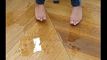 Magnificent wetting of alisson sweet