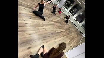 Who else loves to dance comment me if you do and comment withnop if you dont like to dance