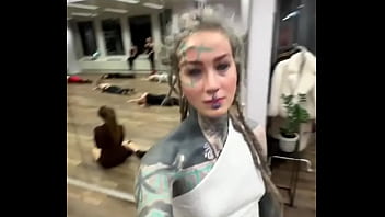 Who else loves to dance comment me if you do and comment withnop if you dont like to dance