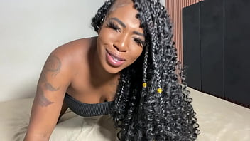 Esposa safada adora se exibir para outros machos