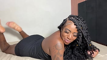 Esposa safada adora se exibir para outros machos