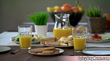 Beautiful stepmom offers her pussy for free