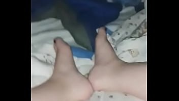 Masturbation girlfriend feet