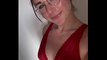 Coucou toi petit message pour te dire que je suis disponible toute