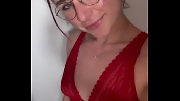 Coucou toi petit message pour te dire que je suis disponible toute