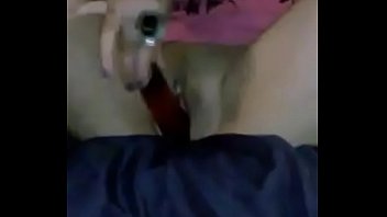 Vagina mojadita con dildo