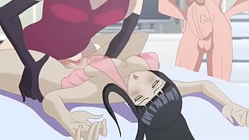 Hinata la zorra oculta de la hoja