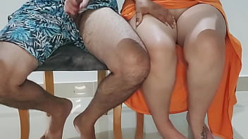 La Puta De Mi Hermanastra Se Puso Demasiado Hot En La Cena Con Nuestros Padrastros Nos Atraparon Pero Ella Siguió Cabalgando Real Casero thumbnail
