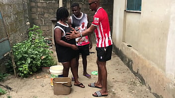 Outdoor bang with a cheating mistress