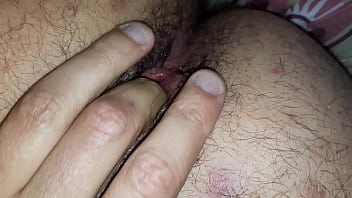 Tocandome En La Cama thumbnail