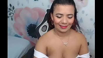 Salma29 regresando al show seductor