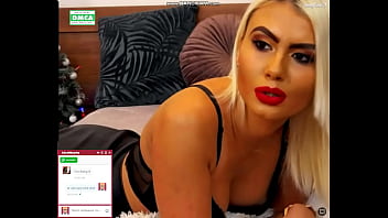 Blonde babe moan for change