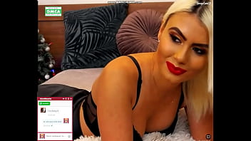 Blonde babe moan for change