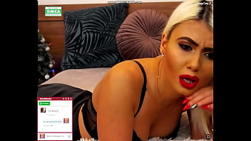 Blonde babe moan for change Blonde babe moan for change