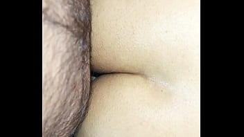 Tu culo está muy apretado mi verga no cabe en tu culo