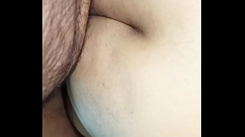 Tu culo está muy apretado mi verga no cabe en tu culo
