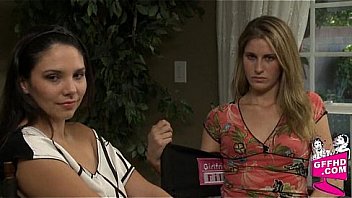 Sensual lesbains 0985