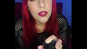 Ama pelirroja atendiendo a su sumiso culo roto joi argentina