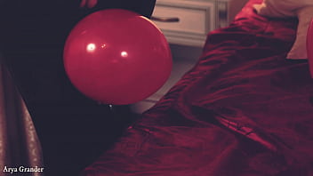 Latex milf with natural big tits and huge ass arya grander