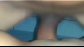 Fodendo a buceta da novinha com