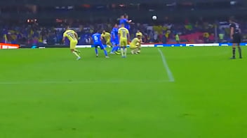 Cogida Del Año Transmitida En Tudn 7 0 thumbnail