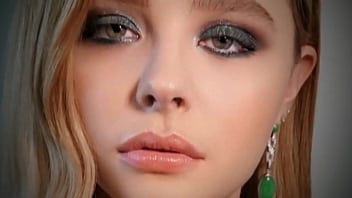 Slideshow video of the stunningly beautiful chloe grace moretz