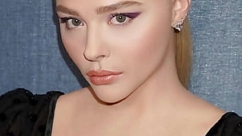 Slideshow video of the stunningly beautiful chloe grace moretz