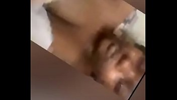 Chica Enseando Tetas thumbnail