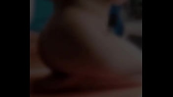 Un culo que se ve se mueve y se siente ufff