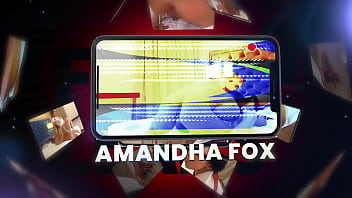 Amandha fox sucking a clown's big cock