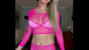 How do you like the outfit