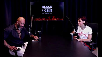 Tem os caninos por ser fã de vampiros gravou com casais tem uma rede de apoio com os seguidores e o cara que broxou e meteu mole annie clementine watch sheer red